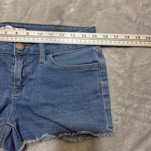 No Boundaries Raw Hem Distressed Jean Shorts | Women’s‎ Size 9 - Picture 3 of 4